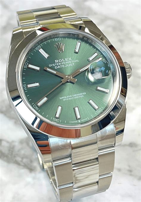 Rolex Datejust 41 126300 Green Dial Review 